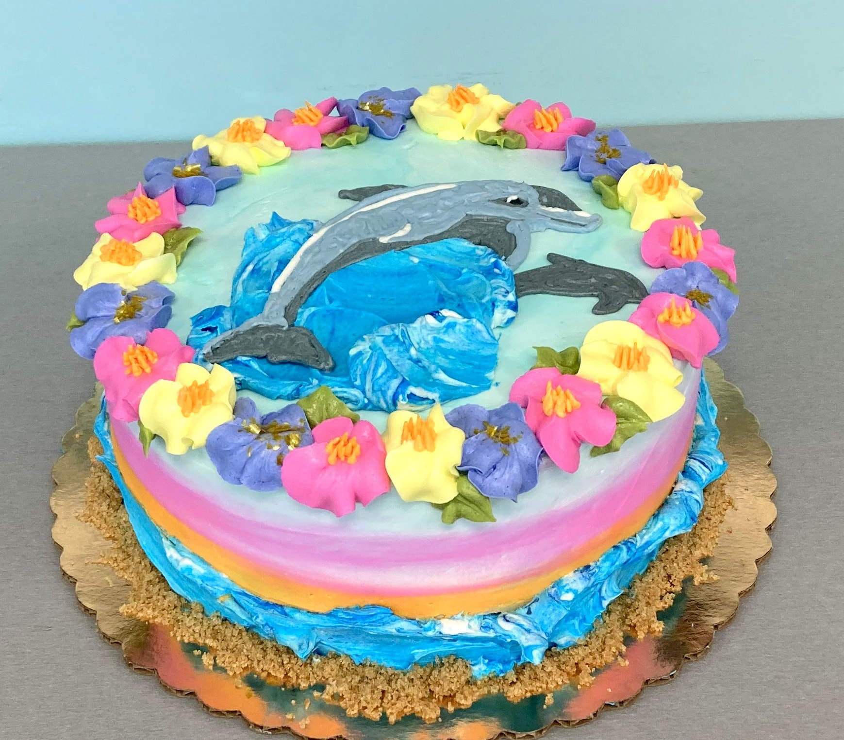 Cute Dolphin Cake Topper - Decorated Cake by Crumb Avenue - CakesDecor