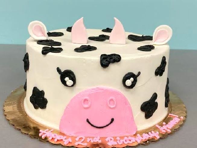 Cow Cake - CakeCentral.com
