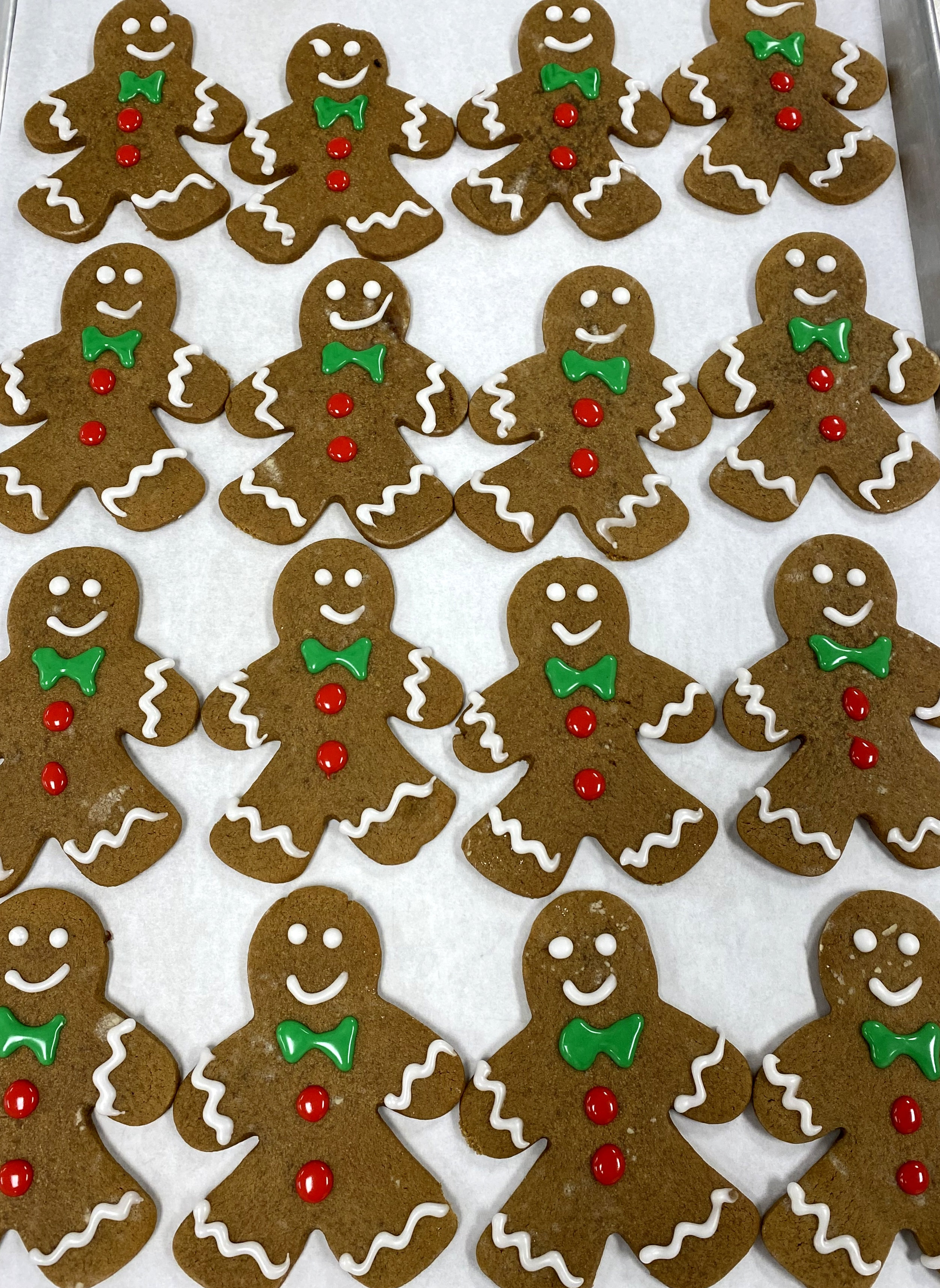 Gingerbread Men by the Dozen